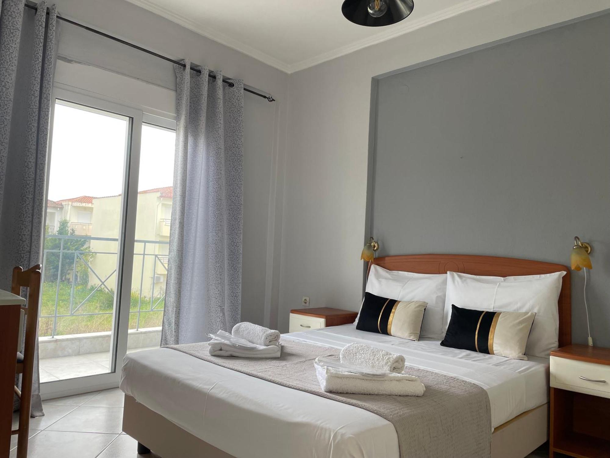 Domes Apartments Kallithea  Esterno foto